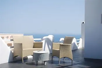 Callia Retreat Fira (Santorini)